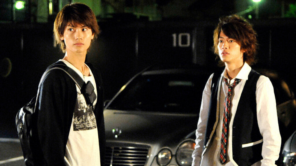 【ドラマ】『ブラッディ・マンデイ』キャスト・相関図とあらすじ｜三浦春馬×佐藤健、天才ハッカーvsテロ組織を最終回までネタバレのワンシーン